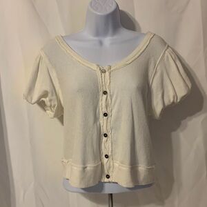 We The Free Women’s Size Medium Off White Top Full Button Front Pullover Shirt